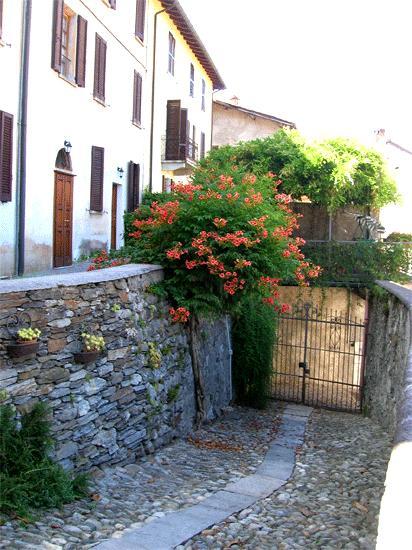 Brissago-Valtravaglia卡米莉尔旅馆住宿加早餐旅馆 外观 照片